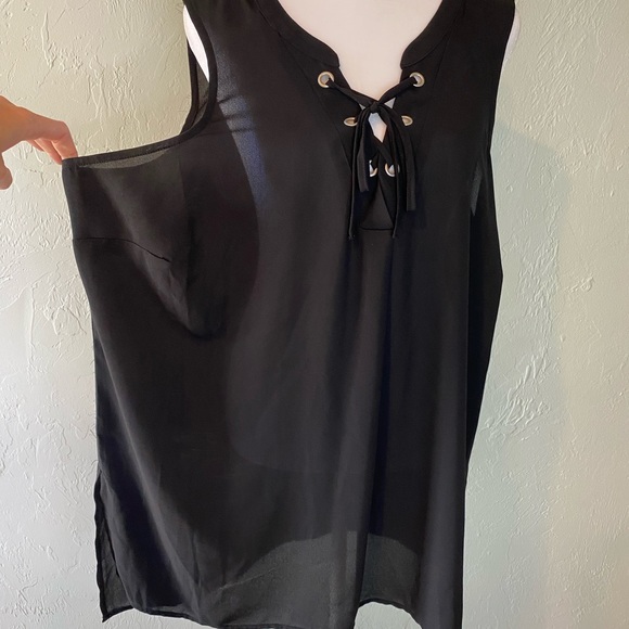 Black sheer top - Picture 2 of 4